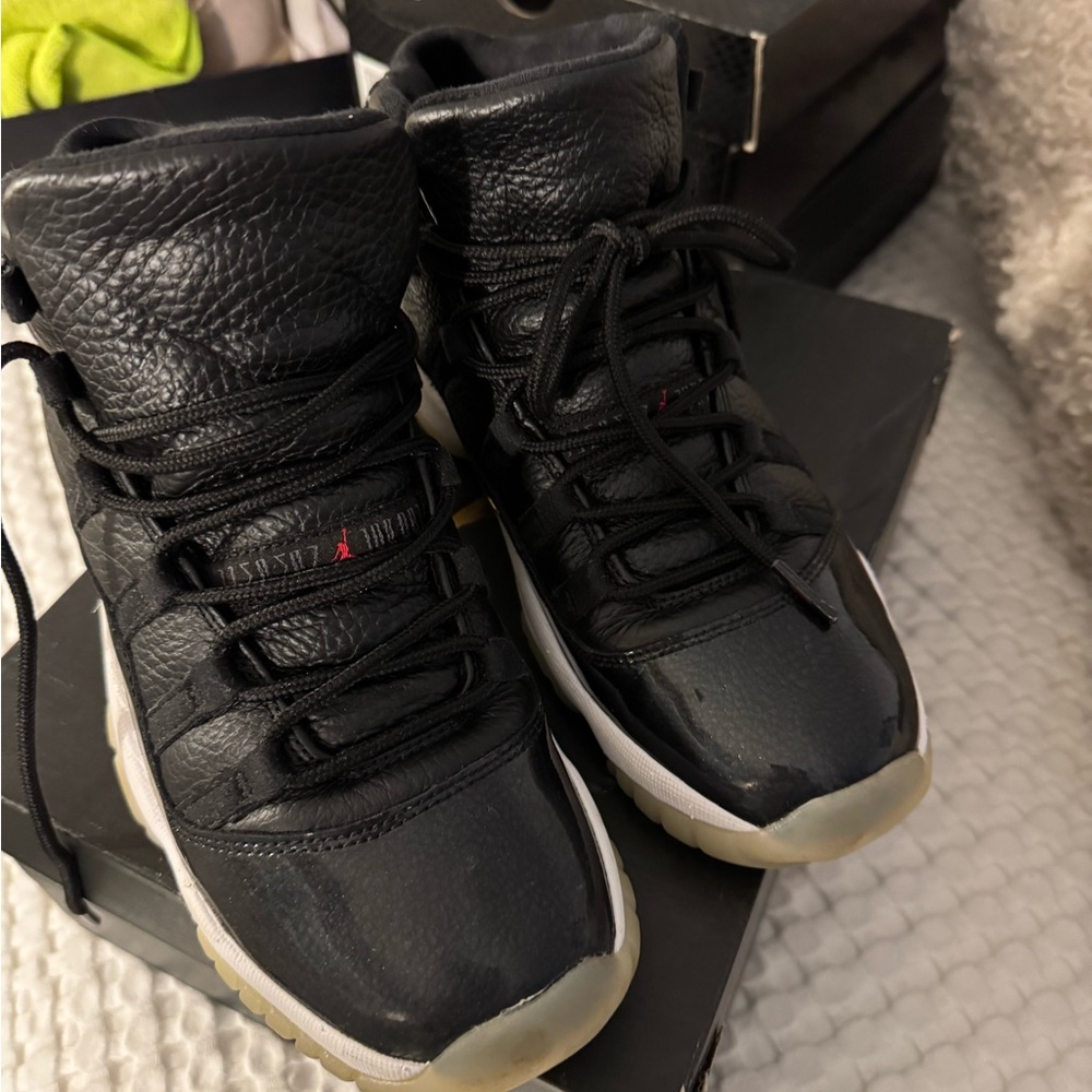 AIR JORDAN 11 RETRO BG